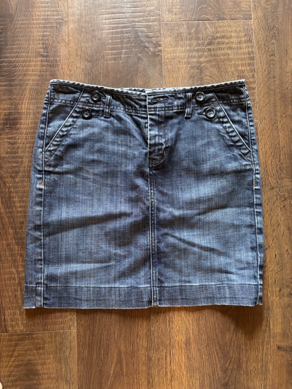 Casual Navy Denim Button-Trim Mini Skirt